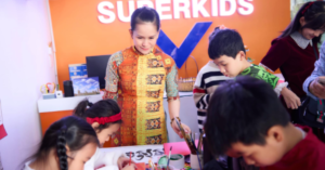 1 khóa học tiếng Anh bao nhiêu tiền